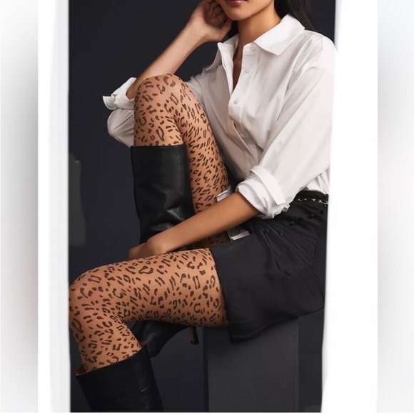 New ANTHROPOLOGIE Womens Tan Black Sheer Animal Print Neutral Tights Medium - Picture 1 of 6
